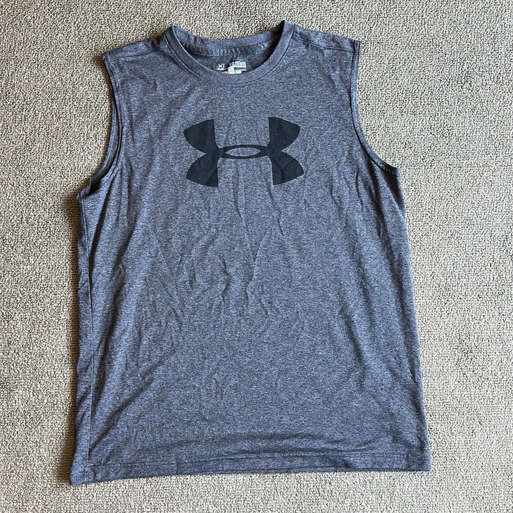 Under Armour heatgear loose Tank Top Boys YXL